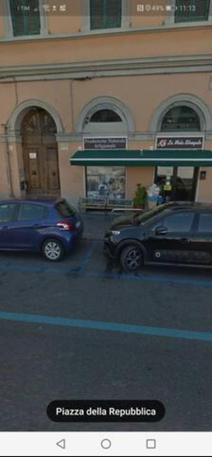 Ferienwohnung Mansarda Pieno Centro Livorno Exterior foto